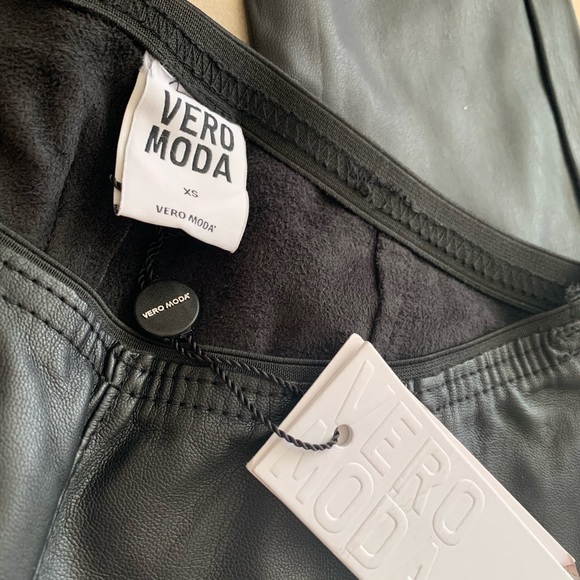 BRAND NEW VERO MODA PANTS, SIZE XS, SKINNY FIT - Picture 1 of 7
